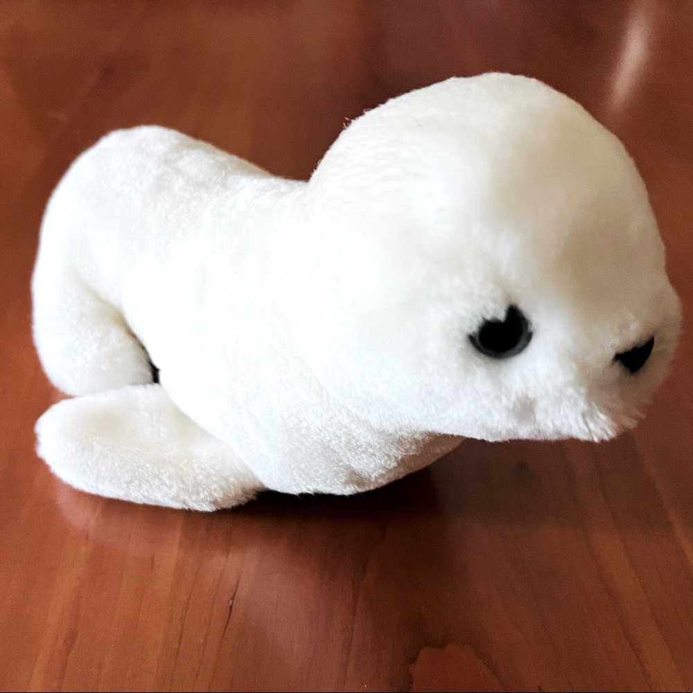 RARE 1976 DAKIN STUFFED SEAL PUP